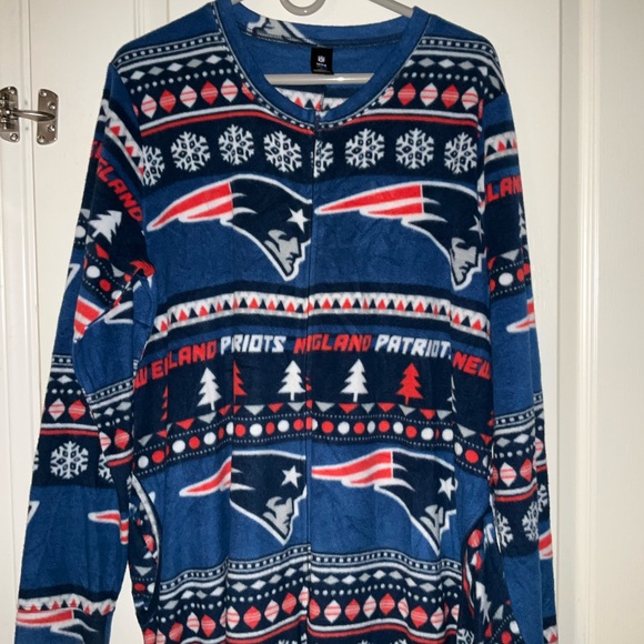 Adult Onesie - Picture 2 of 5